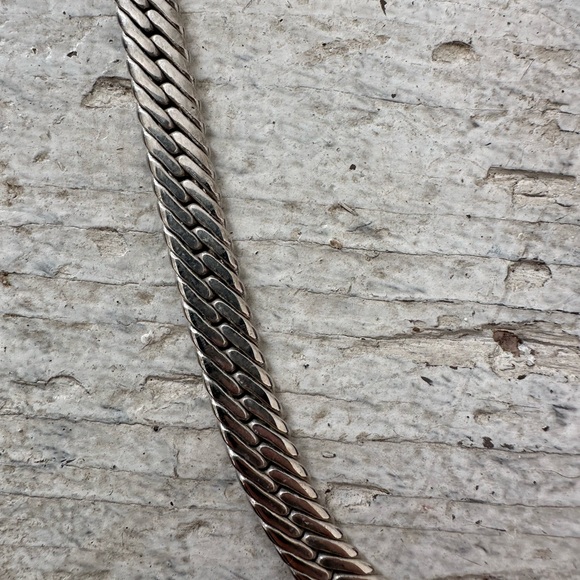 Vintage Givenchy Silver Tone GG Clasp Herringbone Chain - Picture 6 of 7